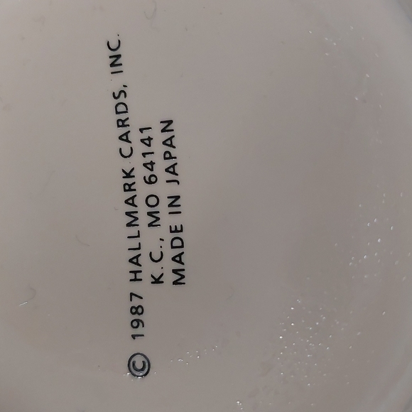1987  Hallmark  Kitty Cup - Picture 4 of 7